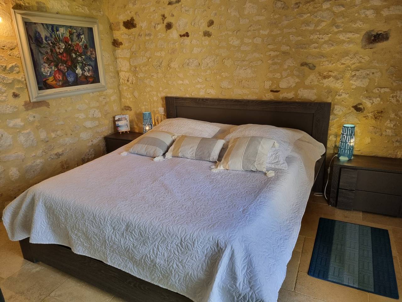 Camera 'Lune' con piscina condivisa, Wi-Fi e aria condizionata - Table d'Hôtes in Salignac-Eyvigues, Périgord Noir