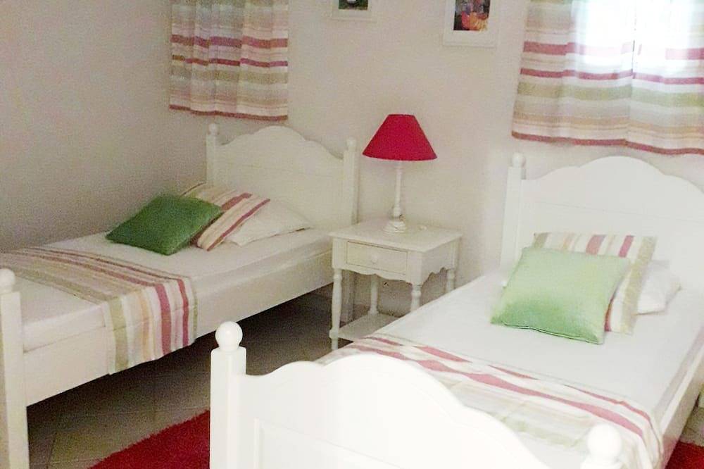 Schöne ruhige Lage, beheizter Pool - Garten - 2 Schlafzimmer Leinenofen in Porto-Vecchio, Sartène und Umgebung