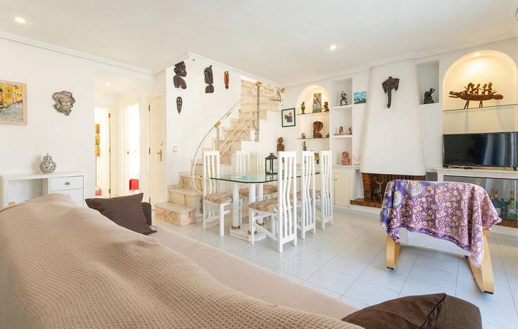 Location de vacances pour 6 personnes, avec piscine et terrasse à Guardamar del Segura - 3