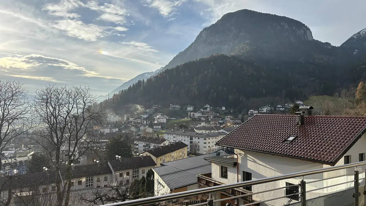 Geheel vakantieappartement, Vakantieappartement voor 5 personen met terras in Jenbach, Bezirk Schwaz