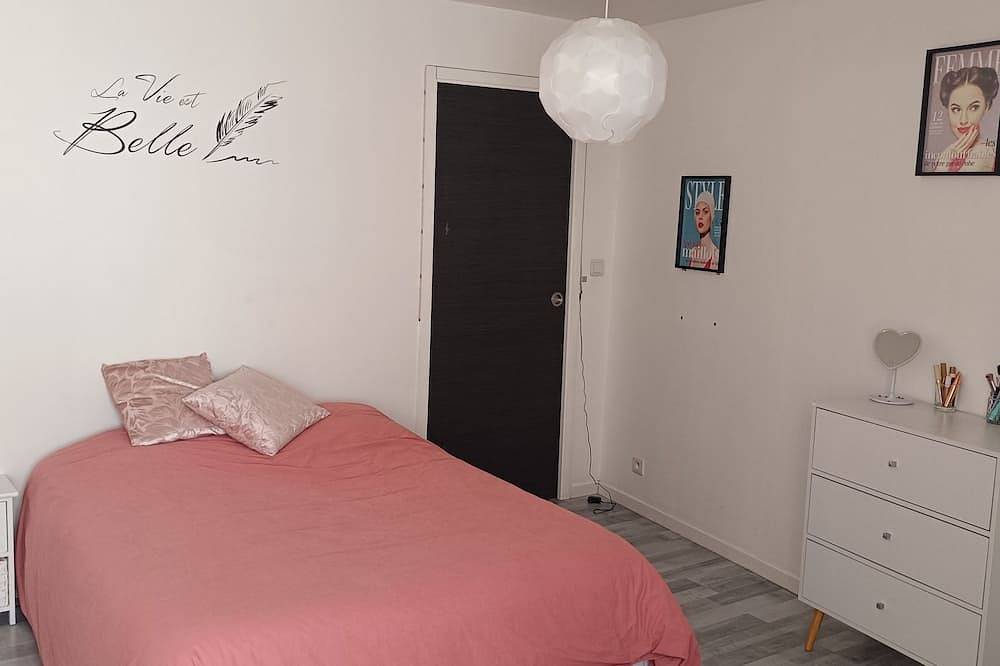 Nice house near Futuroscope in Neuville-de-Poitou, Vienne