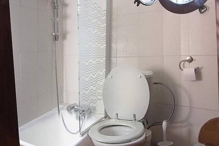 Péniche pour 2 personnes, avec terrasse et jacuzzi dans l' Aude - 4