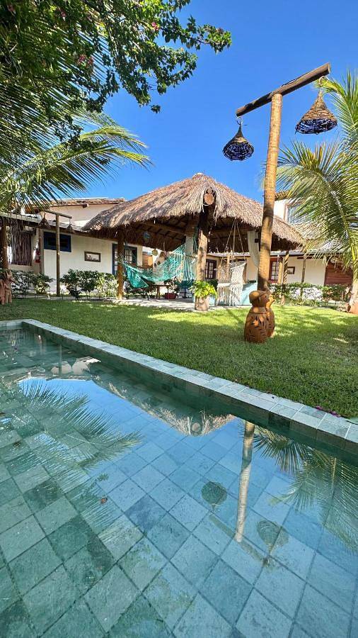 Casas e apartamentos de temporada para 4 pessoas, com piscina e jardim e ainda vista em São Miguel dos Milagres