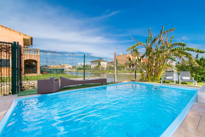 Villa mit pool für 6 Personen, mit Seeblick und Garten sowie Terrasse in Playa de Muro