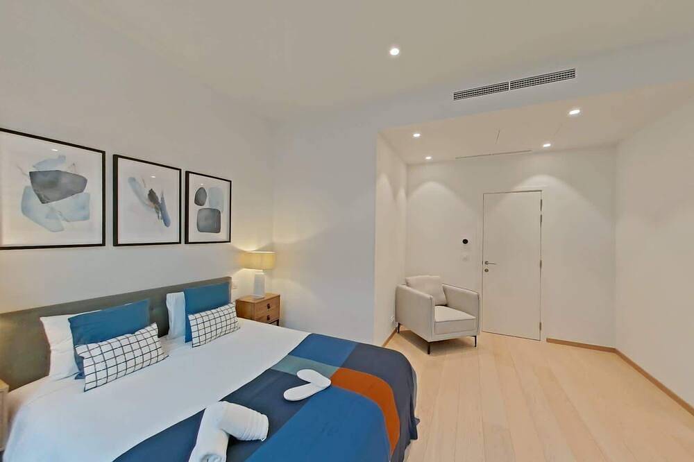 Ganze Wohnung, Quiet & Stylish 3-Bedroom Flat in Heart of Ixelles in Ixelles - Elsene, Brüssel und Umgebung