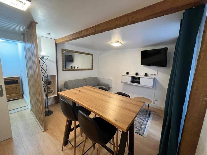 Apartamento de vacaciones para 4 personas, con vistas y jardín - 1