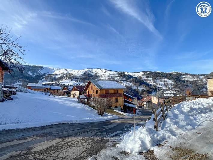 Gîte pour 6 personnes, avec terrasse à Les Avanchers-Valmorel - 2