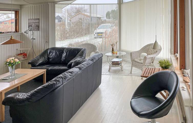 Ferienhaus für 6 Personen mit Terrasse in Horne, Fåborg