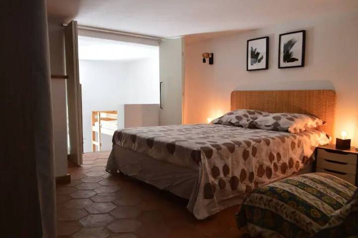 Location de vacances pour 10 personnes, avec terrasse et jardin à Le Tignet - 2