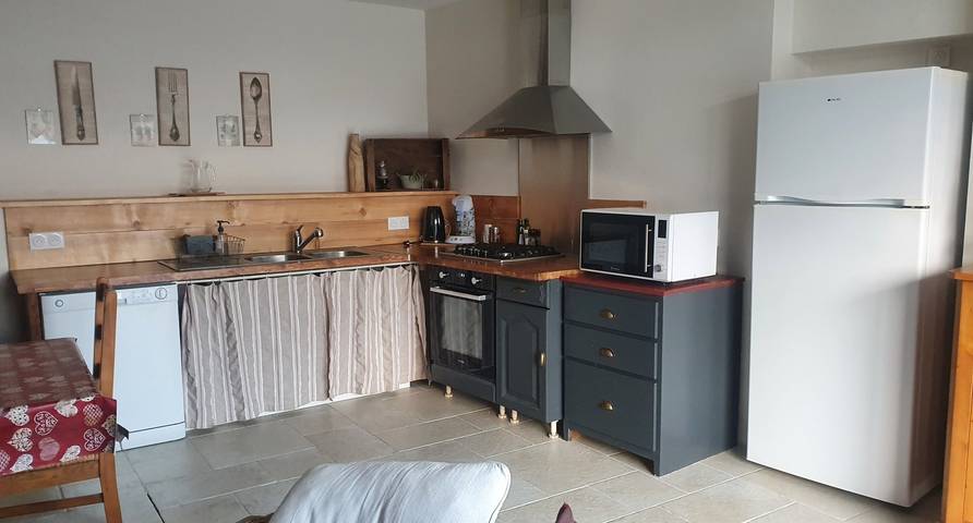 Gîte pour 8 personnes, avec jardin, animaux acceptés dans Parc naturel régional des Pyrénées catalanes - 4