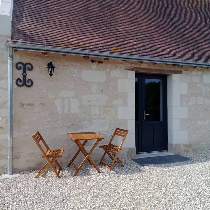 Chambre d’hôte pour 2 personnes, avec jardin à Orbigny