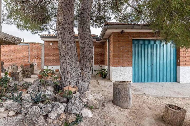 Casa rural para 10 personas, con jardín además de vistas y piscina, Se admiten mascotas en Las Vegas (Madrid) - 4