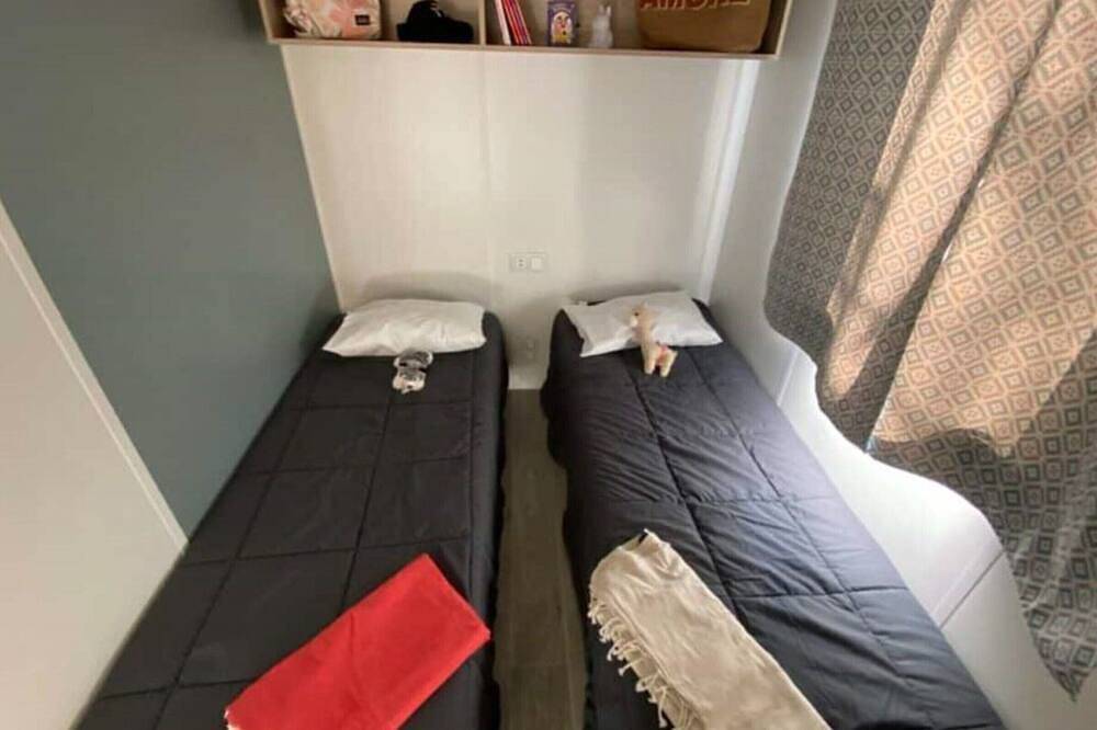 Spacieux Mobil-home 10 personnes avec Terrasse in Dolus-d'Oléron, Côte de Beauté