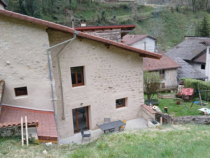 Gîte pour 4 personnes, avec terrasse