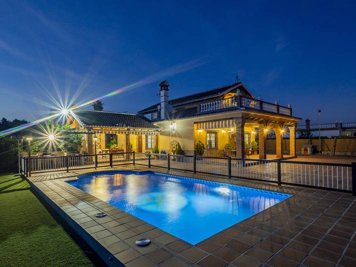 Casa rural para 10 personas, con jardín, Familias con niños en Alhaurín el Grande - 2