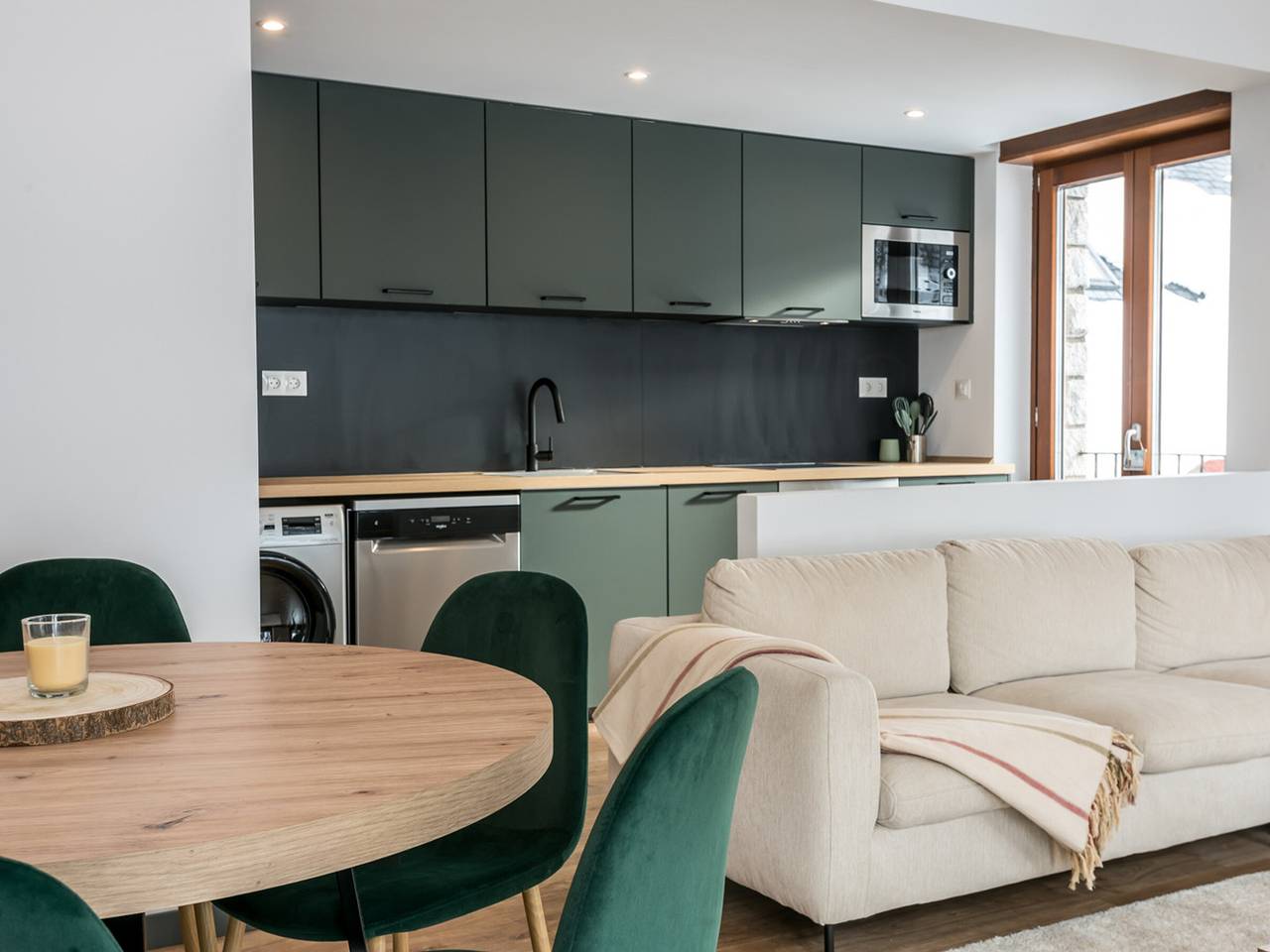 Apartamento entero, Apartamento con vistas a la montaña, cocina, Internet y cerca del telesilla in Tredós, Alto Arán