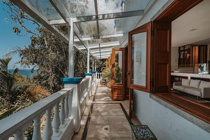 Villa pour 9 personnes, avec vue et terrasse ainsi que piscine et sauna, animaux acceptés dans Região Metropolitana do Rio de Janeiro - 3