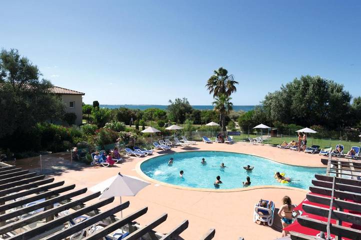 Hôtel pour 4 personnes, avec jardin ainsi que piscine et bassin pour enfant, animaux acceptés dans Plage du Boucanet - 4