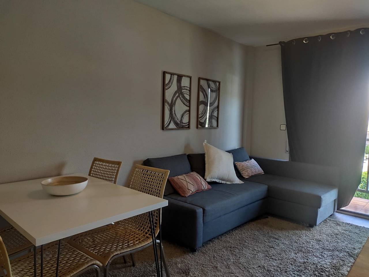 Appartement entier, Bel appartement avec piscine, gym et parking, proche centre de Jaca in Jaca, Pyrénées espagnoles