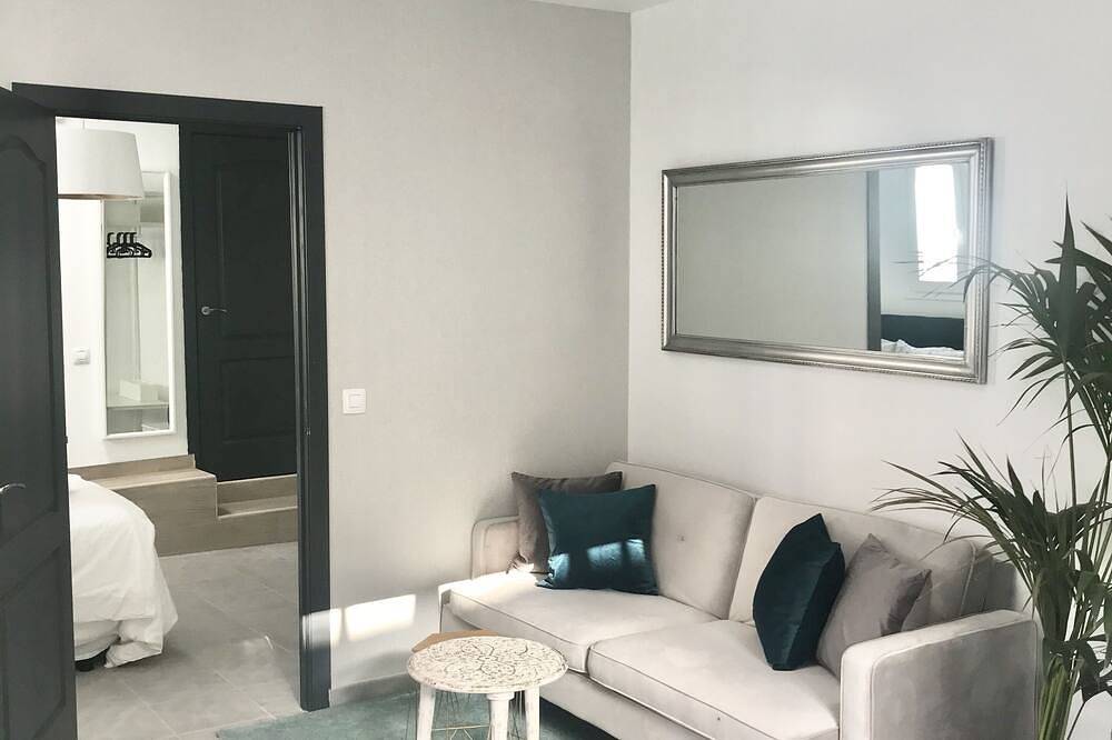 Aloe suite with private pool in Tías, Lanzarote