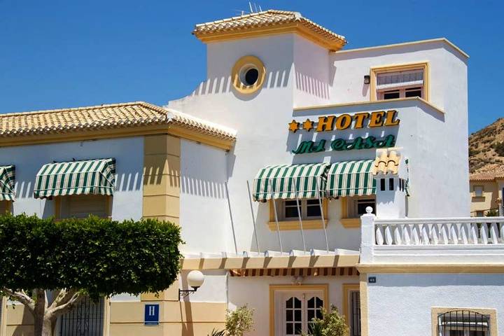 Hotel voor 3 personen, met tuin en terras - 1