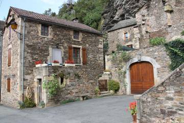 Gîte pour 5 Personnes dans Curvalle, Région d'Albi, Photo 1
