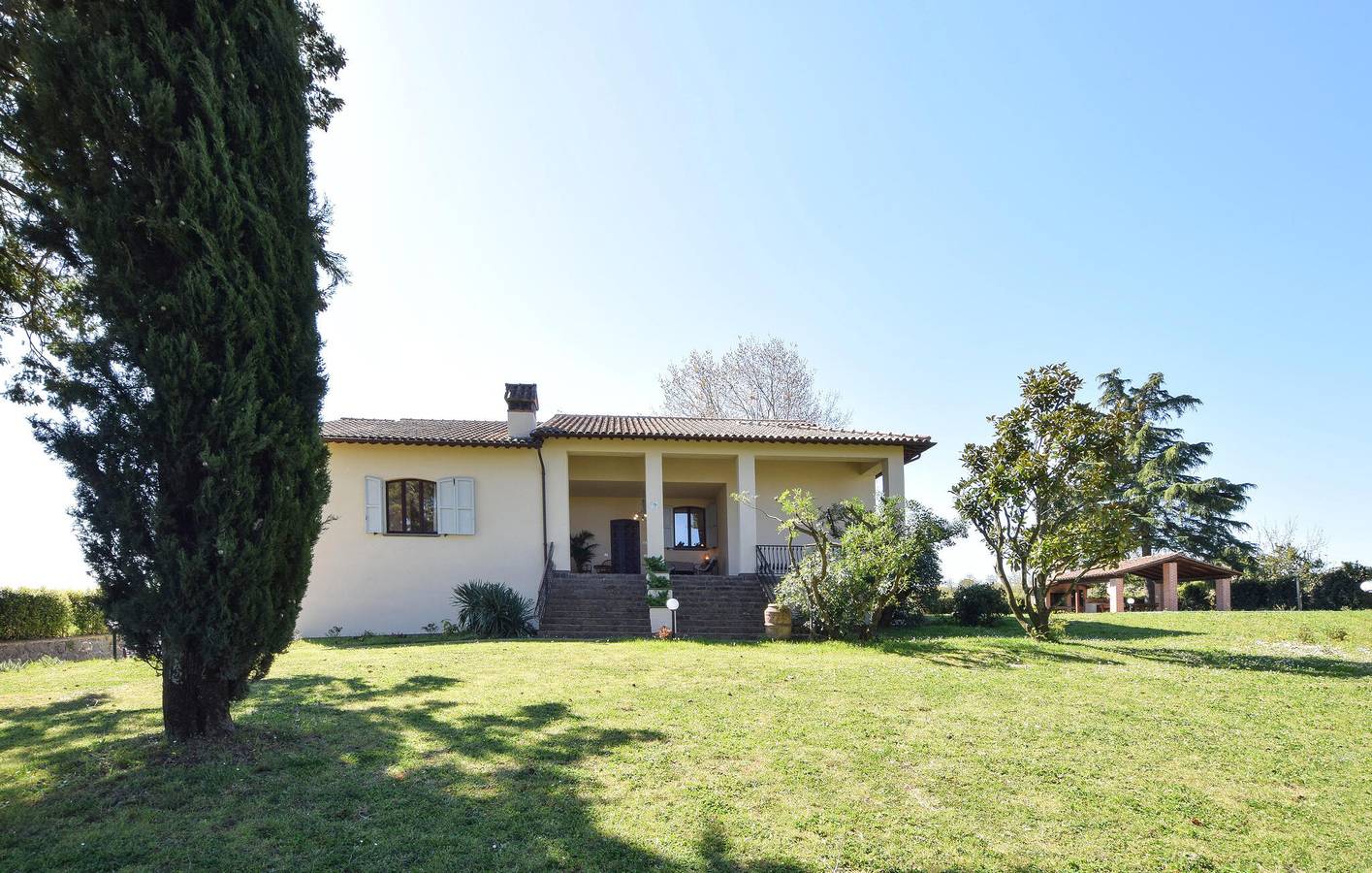 Charming 2-Bedroom Apartment with Pool Near Porano City Center in Orvieto, Terni Province