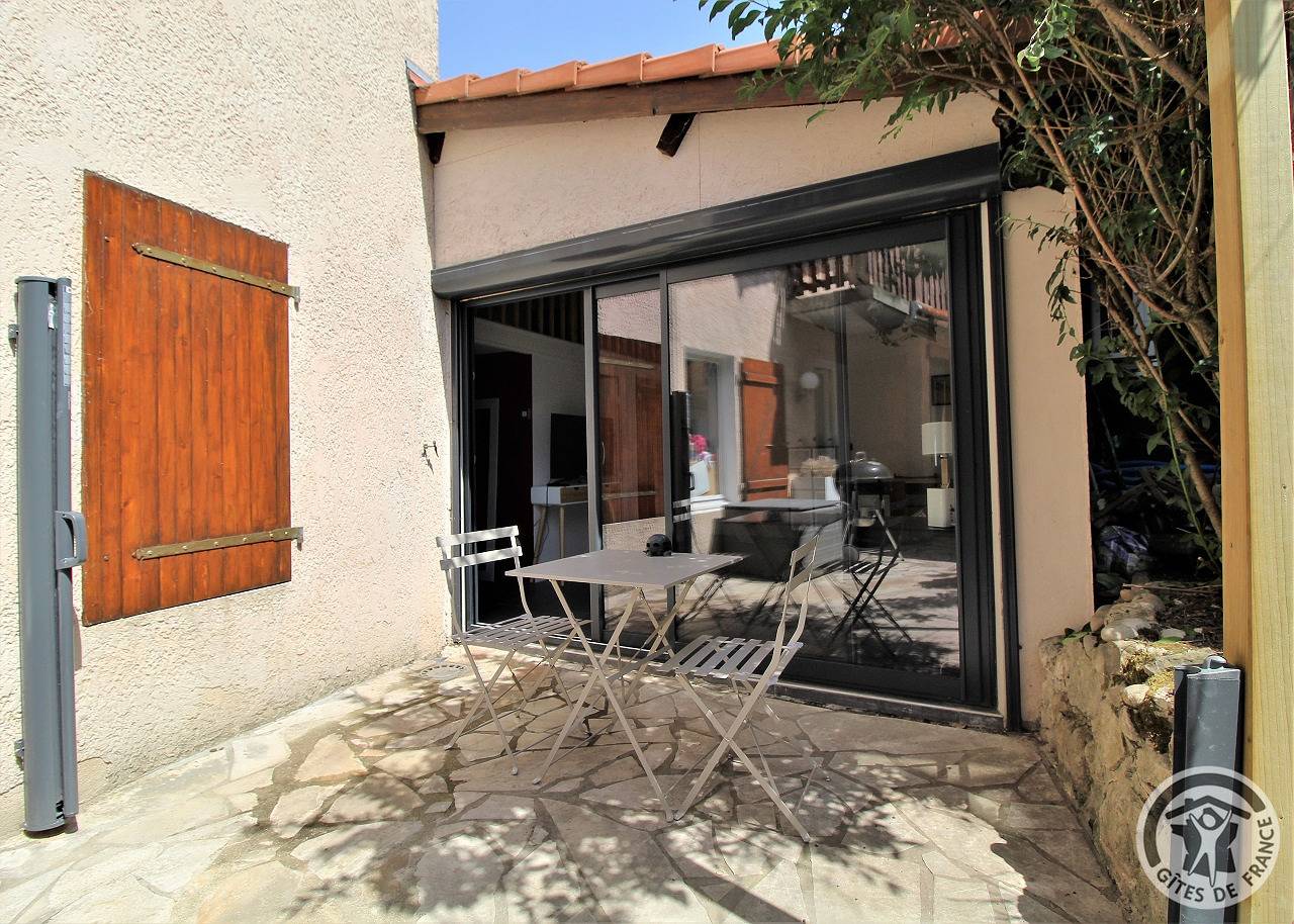 Le Happy Studio in Sathonay-Camp, Lyon et ses environs