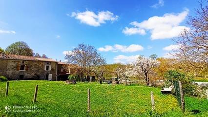 Gîte pour 12 personnes, avec jardin et terrasse à Saint-Félix-Lauragais