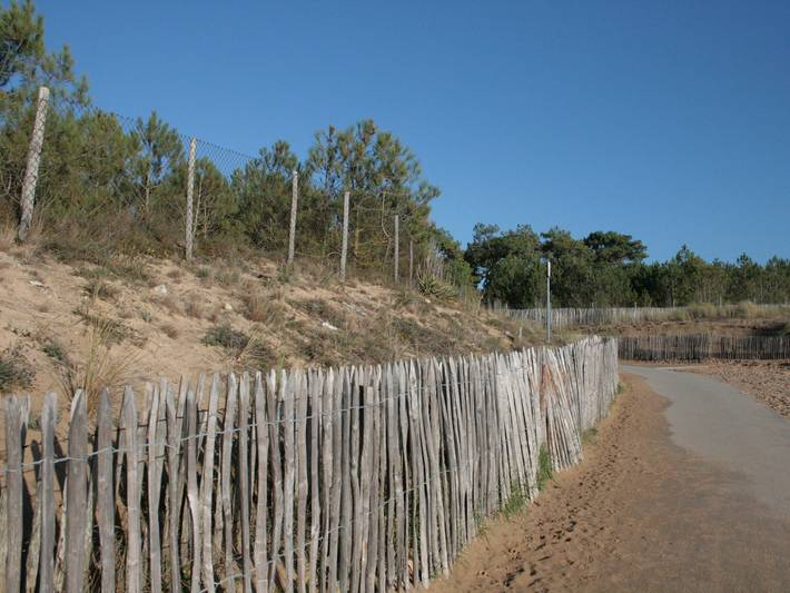 Location de vacances pour 4 personnes, avec terrasse dans Plage Clemenceau La Tranche Sur Mer - 4