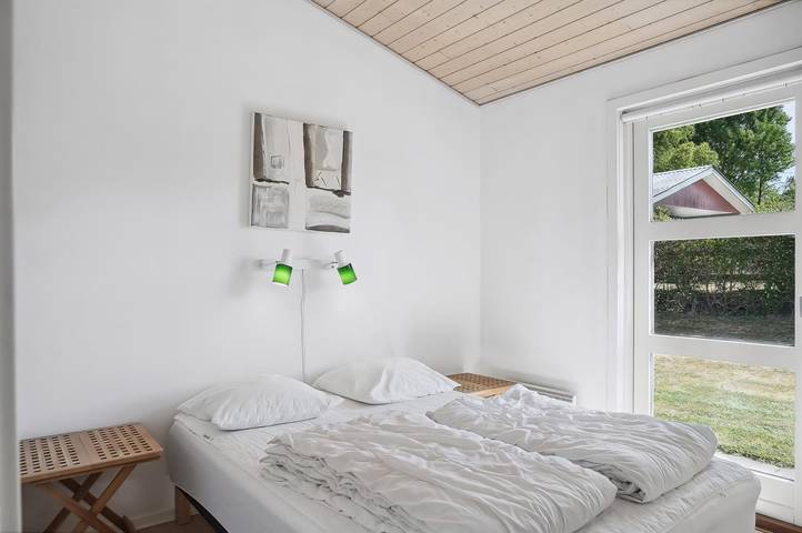 Awesome home in Hals w/ Wifi, 3 Bedrooms and Indoor swimming pool in Hou, Aalborg und Umgebung