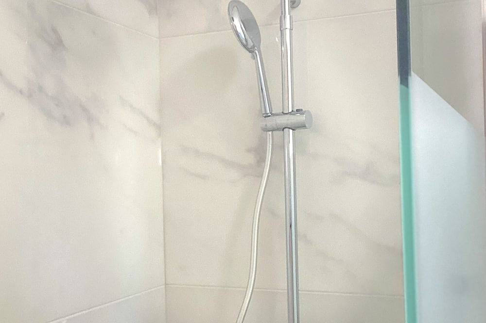 Whole house 4km from the sea and access to 10 free swimming pools, Orihuela Costa in Panorama Golf, Orihuela