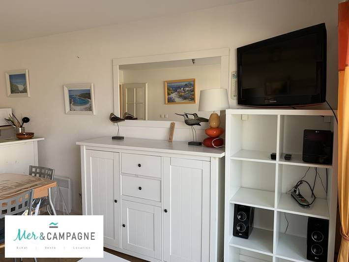 Appartement entier, Appartement T2 Cabine Proche Plage avec Balcon et Parking Privé in Fort-Mahon-Plage, Région d'Abbeville
