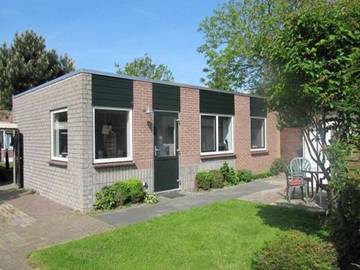 Ferienhaus für 4 Personen, mit Garten in Petten