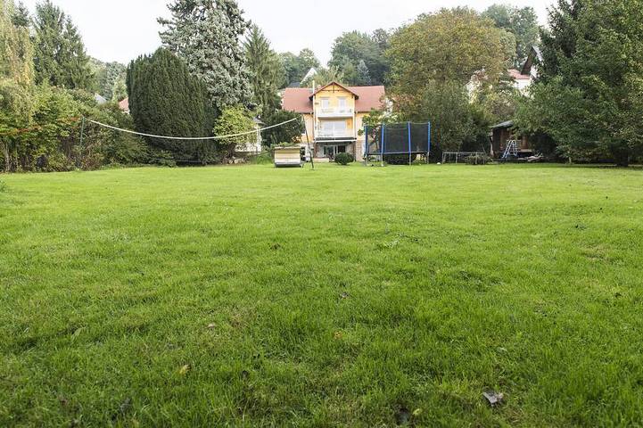 Bauernhof für 8 Personen, mit Balkon und Garten in 