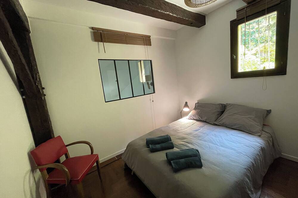Villa in bloom: family home, veranda and garden in Tende, Nice region