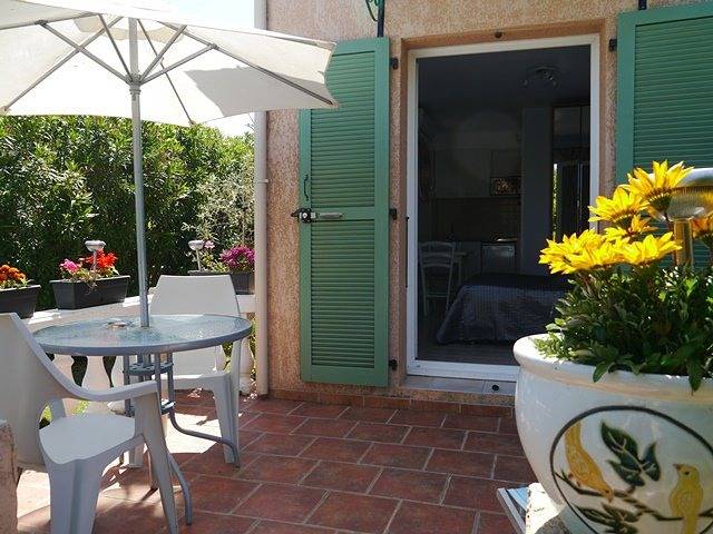 Studio pour 2 personnes, avec jardin