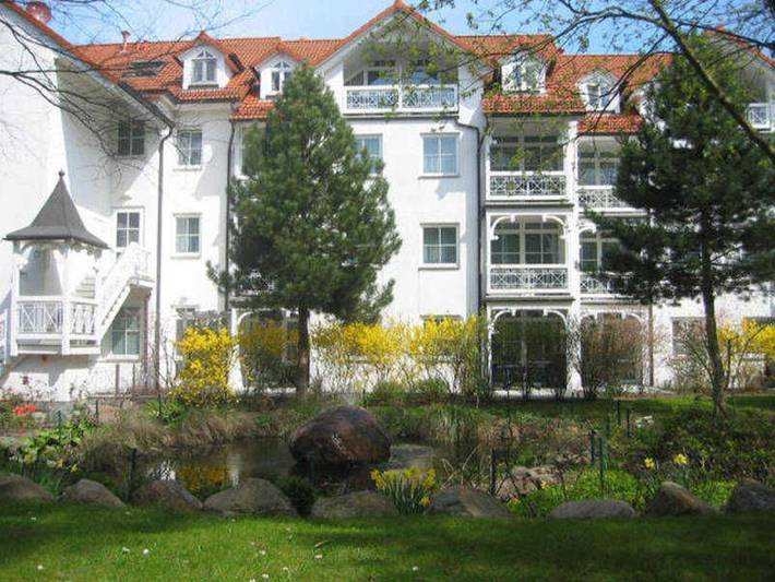 Ferienpark für 5 Personen, mit Pool und Sauna sowie Balkon und Garten auf Rügen - 2