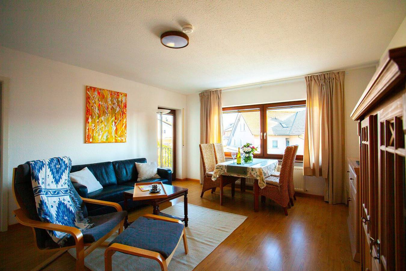 Ganze Wohnung, Schweiz & Lage klar im Fokus in Büsingen am Hochrhein, Landkreis Konstanz