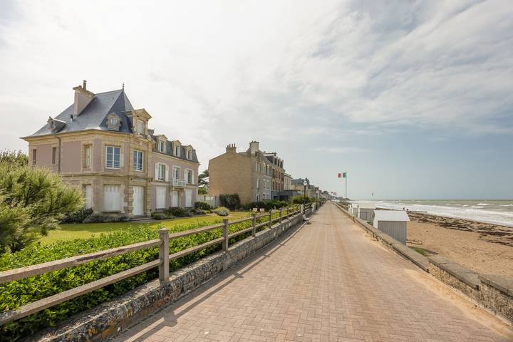 Appartement entier, Villa Les Hirondelles - Appartement avec jardin front de mer in Saint-Aubin-sur-Mer (Calvados), Région de Caen