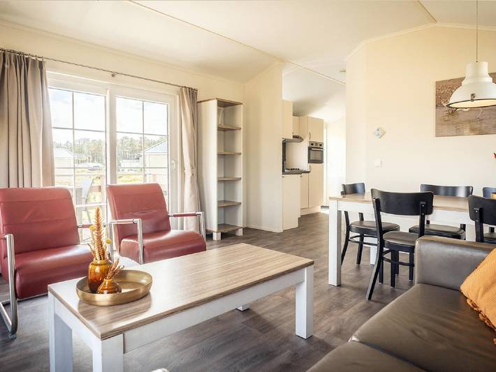 Chalet in Den Hoorn nahe Strand für 5 Von Belvilla in Den Hoorn, Westfriesische Inseln