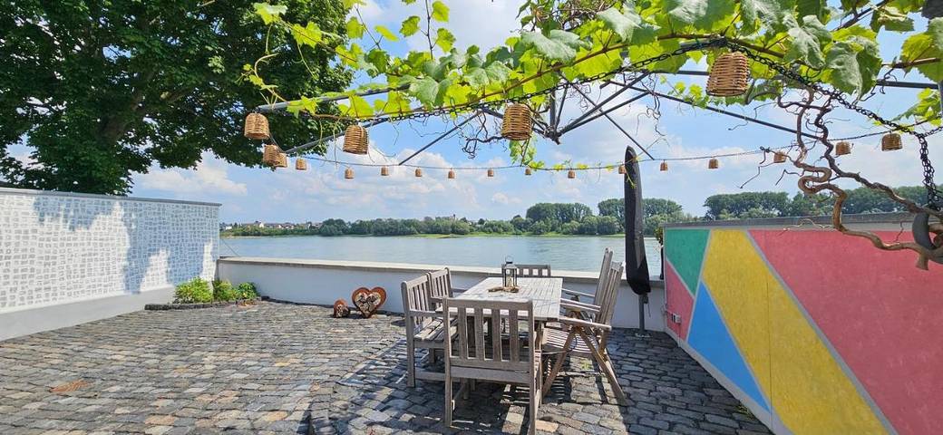 Ferienhaus für 4 Personen, mit Balkon und Terrasse sowie Garten und Ausblick