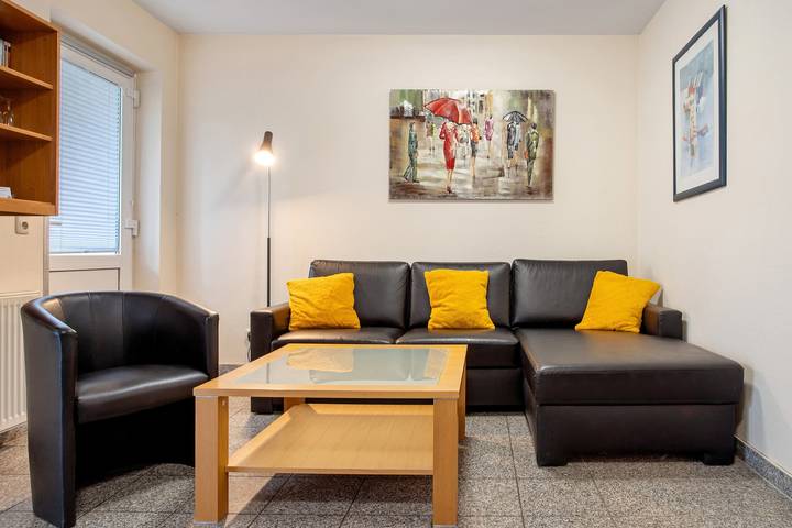 Appartamento intero, Appartamento 'Haus Frohsinn - Wohnung 1' con balcone e Wi-Fi in Binz, Rugen