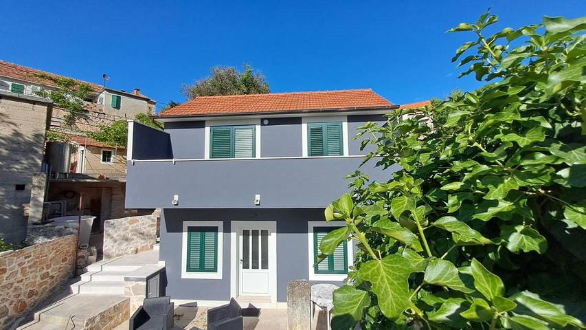 Maison d’hôte pour 2 personnes, avec vue et jardin dans Hvar