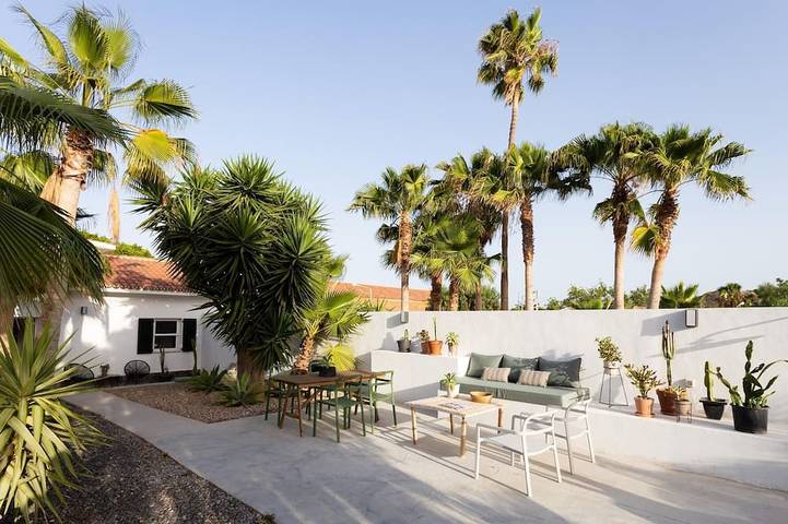 Gîte pour 2 personnes, avec Balcon ainsi que Terrasse et Jardin