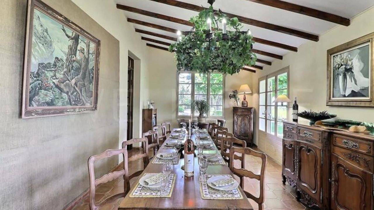 Apartamento vacacional entero, Ferienwohnung für 17 Personen (400 m²) in Apt in APT, Parque natural regional del Luberon