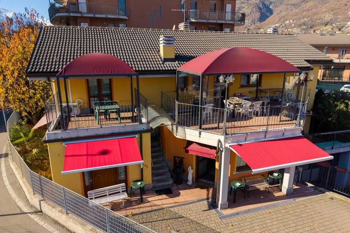 Chambre d’hôte pour 2 personnes, avec jardin, animaux acceptés à Aoste