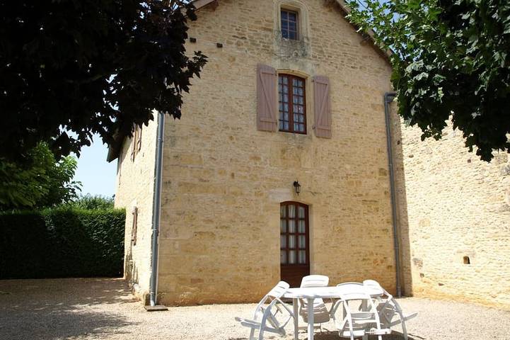 Gîte pour 4 personnes, avec jardin