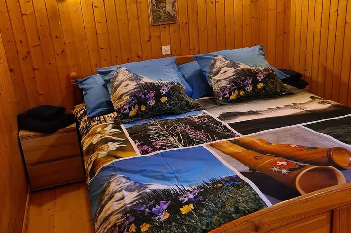 Chalet für 6 Personen, mit Balkon in der Schweiz - 2