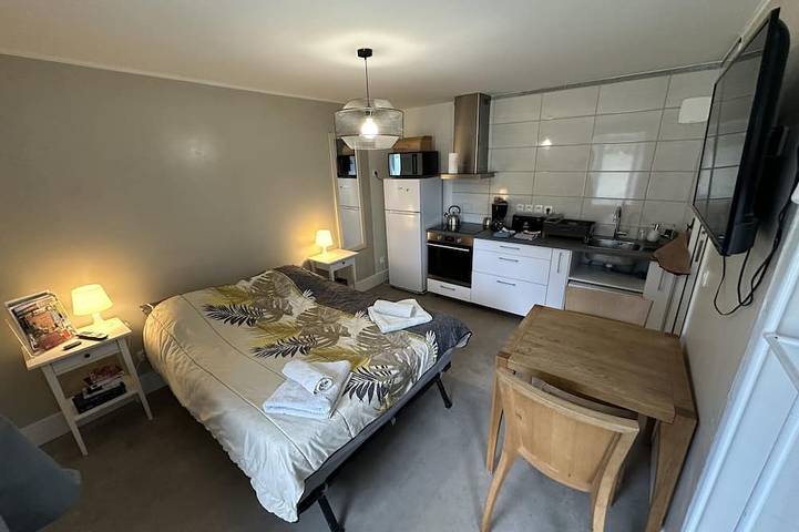 Entire apartment, Soleil levant Studio à Neydens in Neydens, Saint-Julien-en-Genevois region